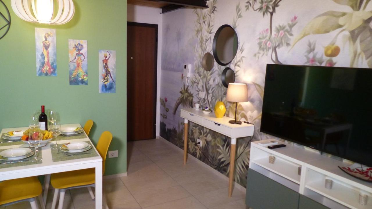 Ferienwohnung I Fiori Nel Golfo Di Baratti Exterior foto